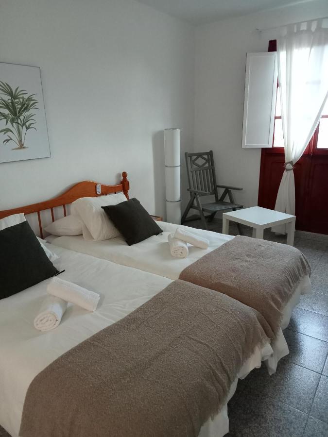 Apartamentos Playa Hermigua Bagian luar foto